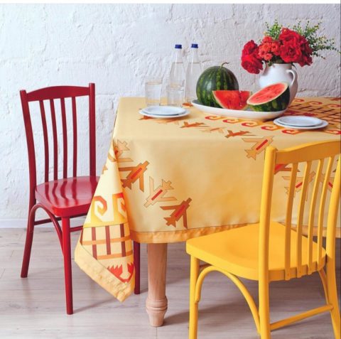 The table clothes