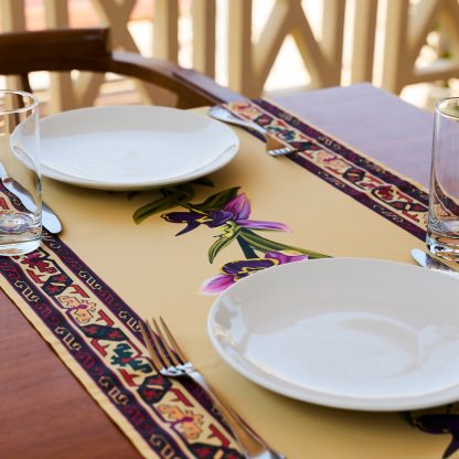 The table clothes