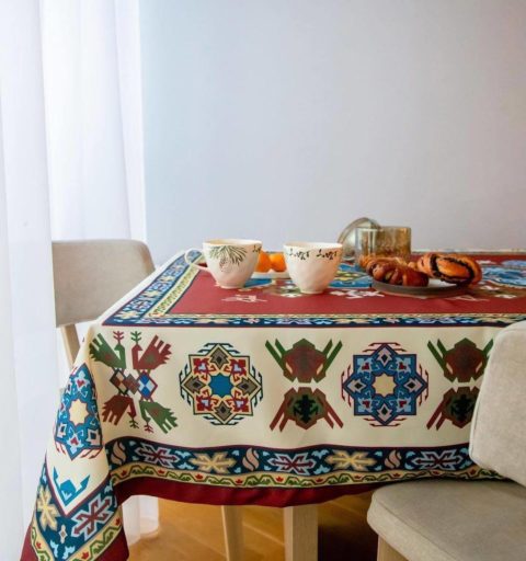 Настольная скатерть