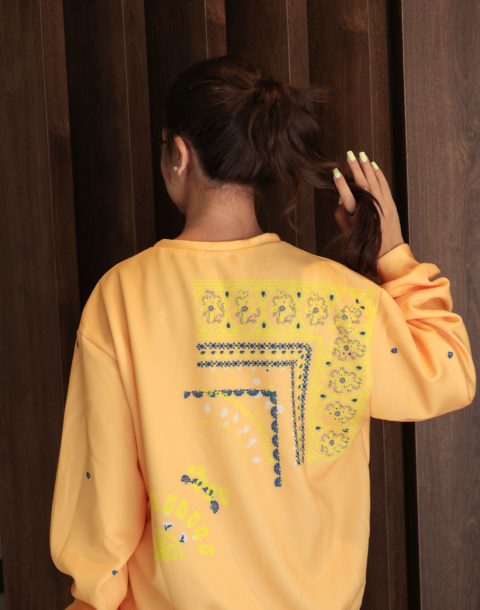 Yellow sweatshirt