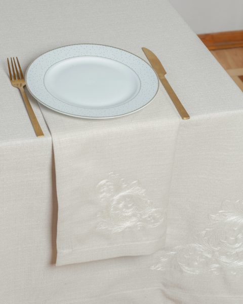 The table clothes