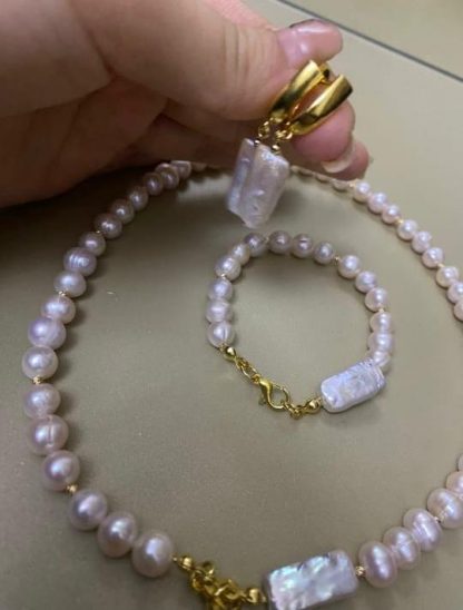 A set of natural pearls