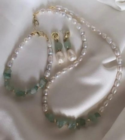 Natural pearl Aventurine set