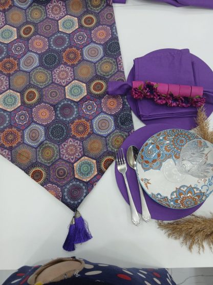 Velur fabric runner