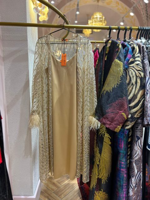 Qızılı muncuqlu kaftan dəsti