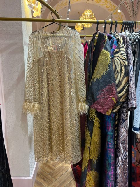 Qızılı muncuqlu kaftan dəsti