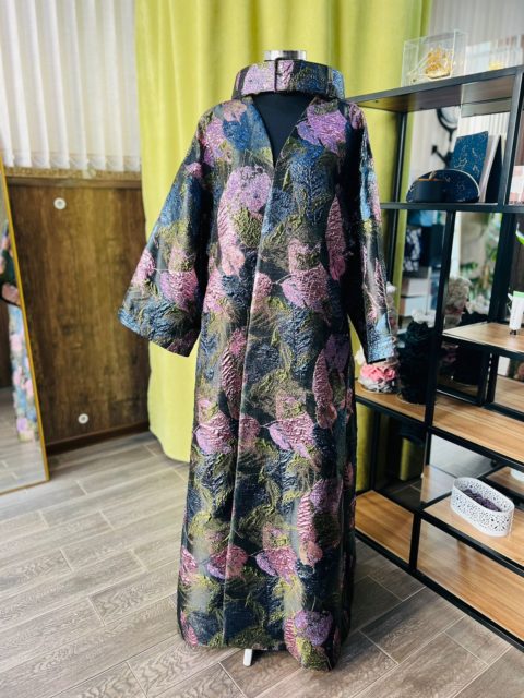Jakart parçadan hazırlanmış kaftan