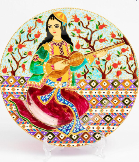 The products are made using stained glass technique.