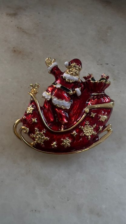 Broş "Santa Klaus xizək ilə"