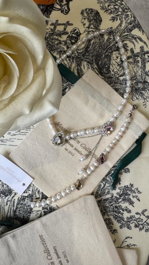 Mirvarilərdən və Swarovski qaşlarınnan olan dəst