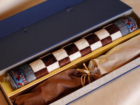 İpək xalça Şahmat lovhəsi