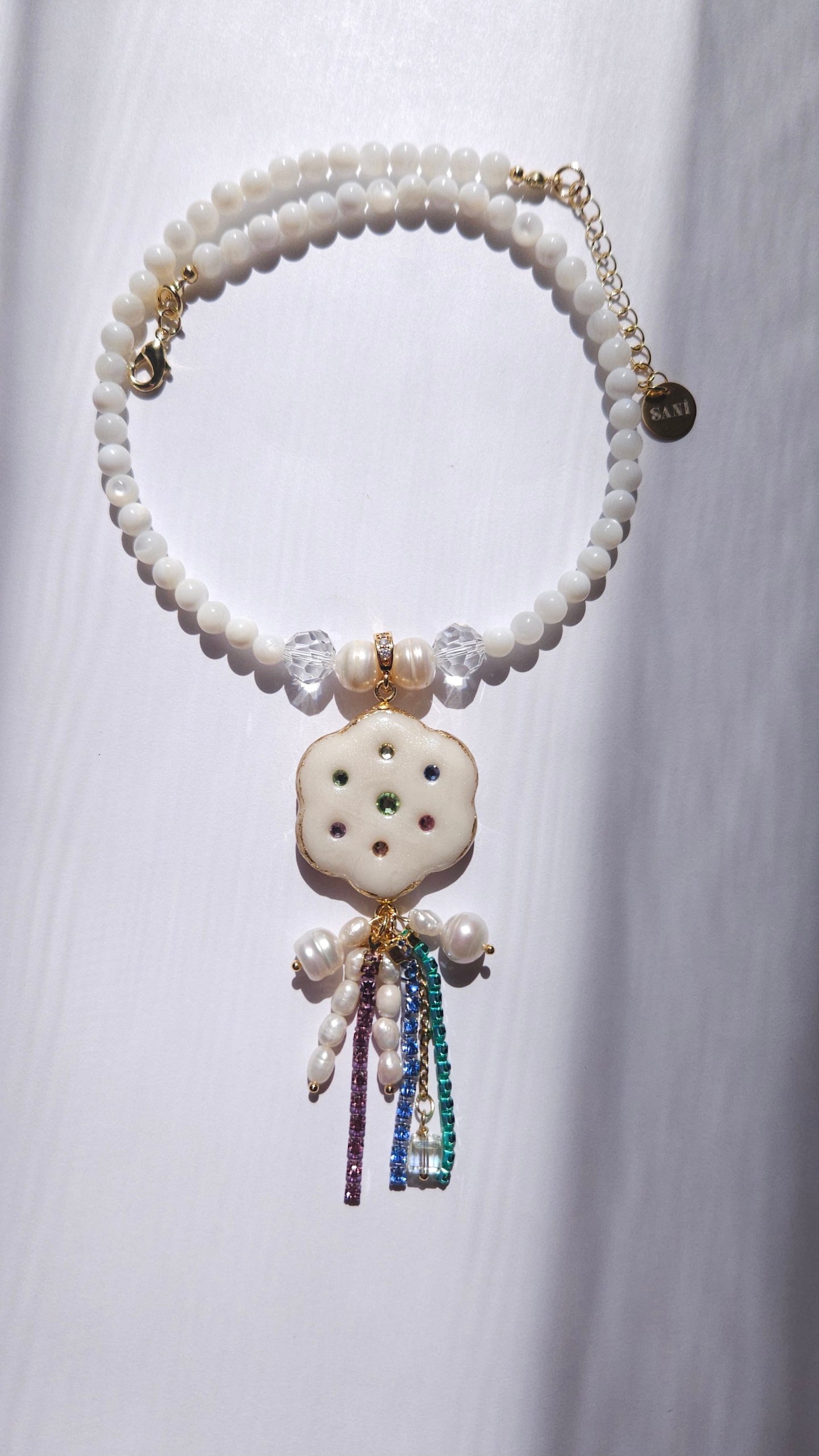 Polimer gildən hazırlanmış əl işi çiçək amulet