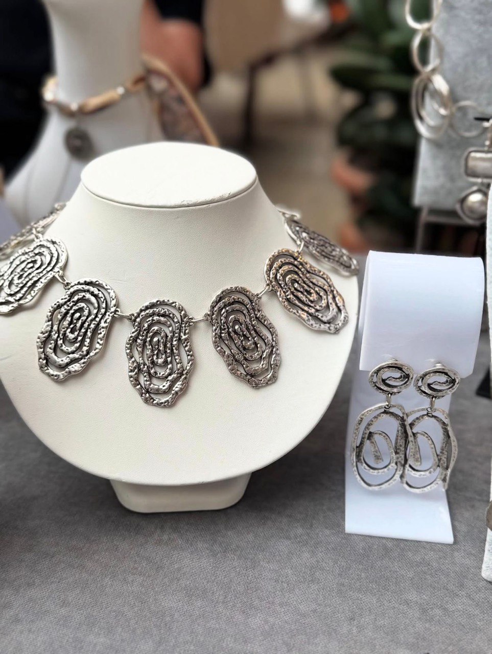 Necklace, earings and bracelet set